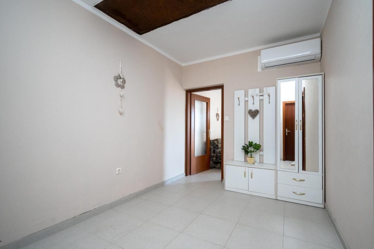 Apartments With A Parking Space Povljana, Pag - 6298 Kültér fotó